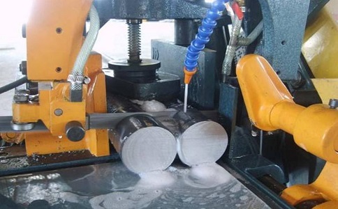 宜城卧式带锯床的送料方式有哪几种？